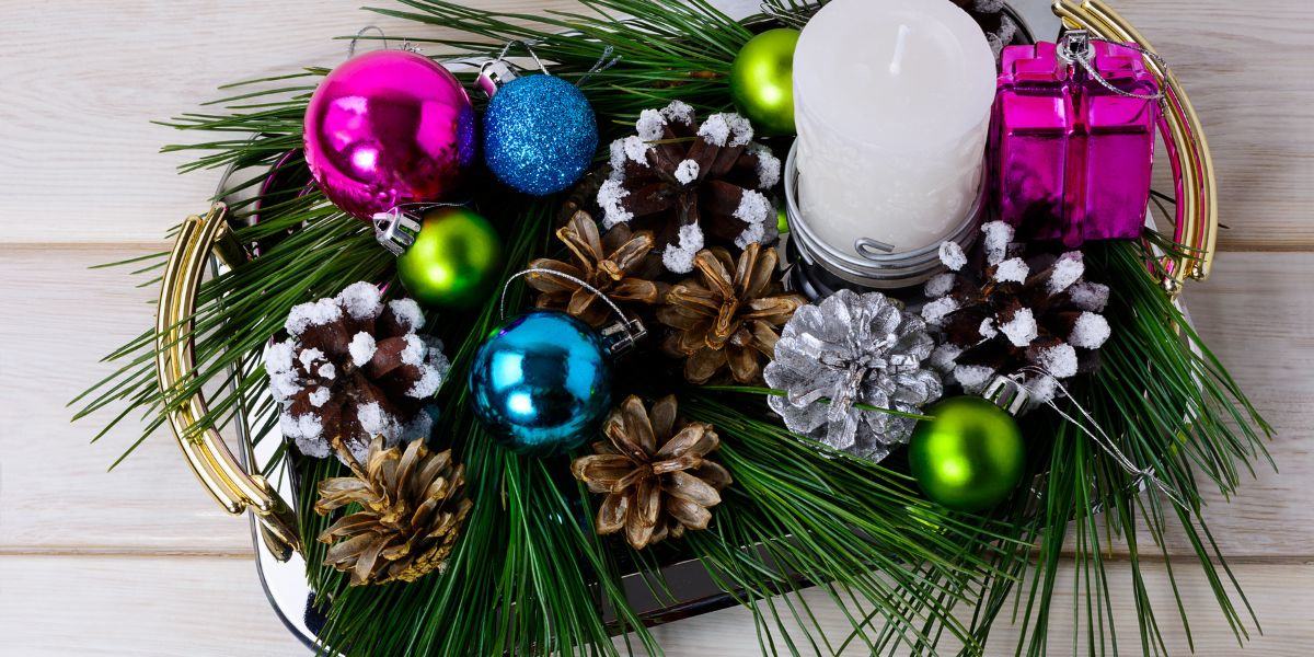 Create a magical holiday: with your own DIY Christmas centerpieces! It's so easy, you'll see